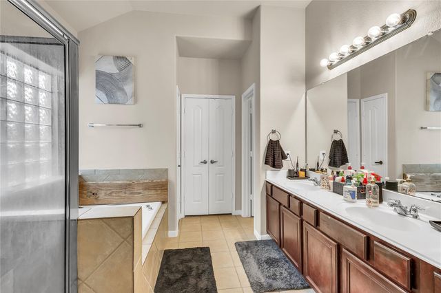 11001 Cap Stone DR, Austin, TX 78739