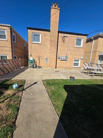 3707 Clarence Avenue Garden, Berwyn, IL 60402