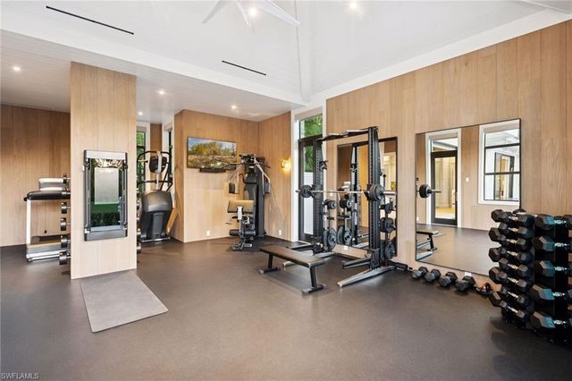 186 North ST, Naples, FL 34108