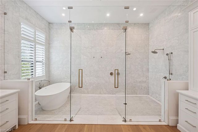 186 North ST, Naples, FL 34108