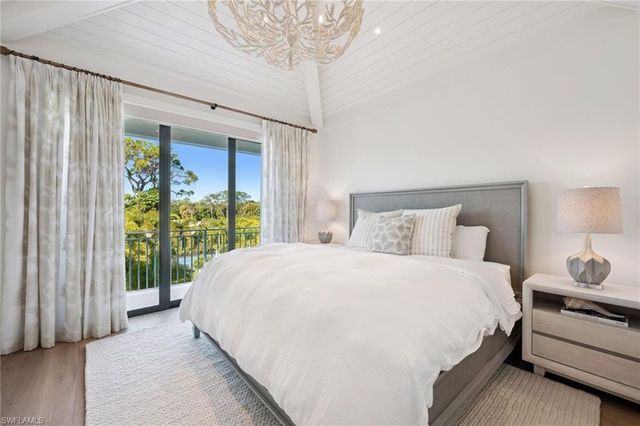 186 North ST, Naples, FL 34108