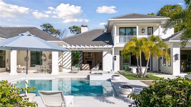 186 North ST, Naples, FL 34108