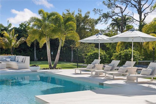 186 North ST, Naples, FL 34108