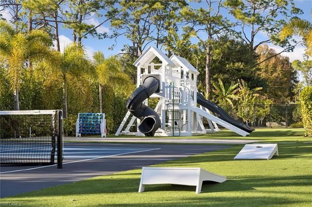 186 North ST, Naples, FL 34108