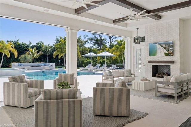 186 North ST, Naples, FL 34108