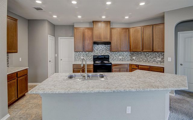 1916 Dragonfly LOOP, Bastrop, TX 78602