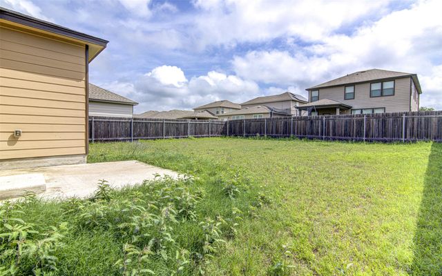 1916 Dragonfly LOOP, Bastrop, TX 78602