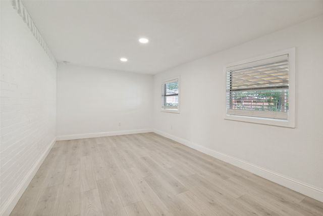 2711 San Diego Drive, Dallas, TX 75228