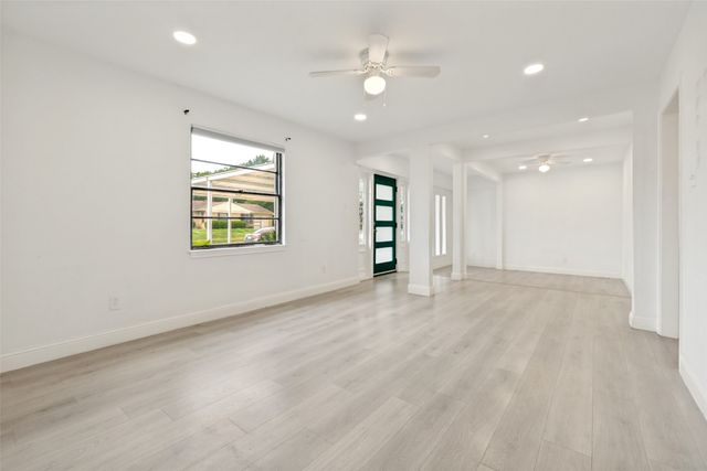 2711 San Diego Drive, Dallas, TX 75228