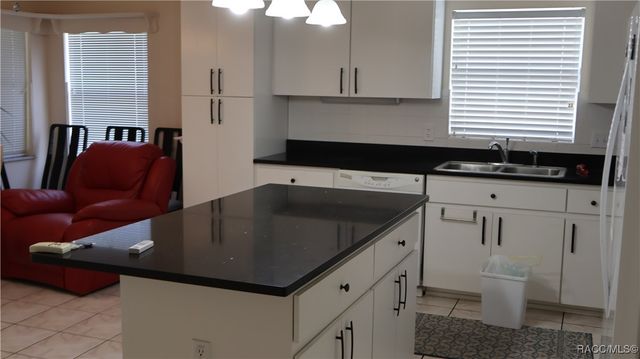 760 W Barrymore Drive, Beverly Hills, FL 34465