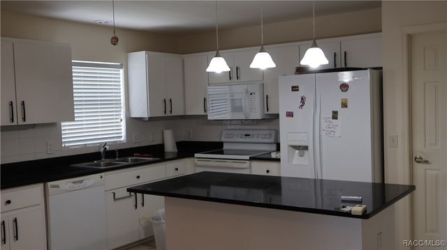 760 W Barrymore Drive, Beverly Hills, FL 34465
