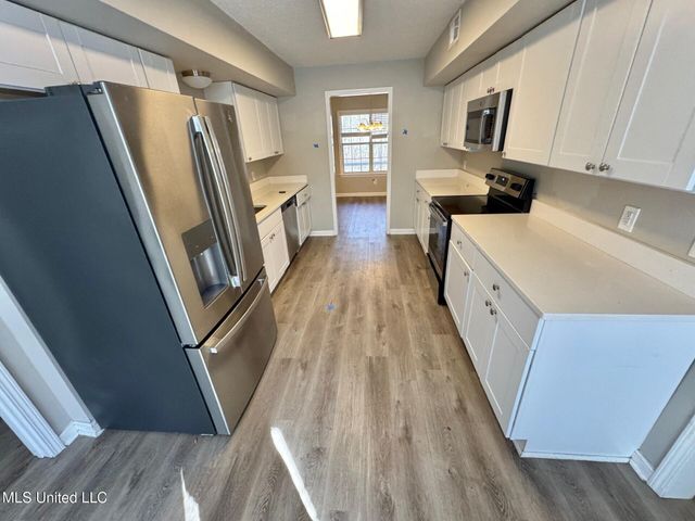 4497 E Star Landing Road, Nesbit, MS 38651