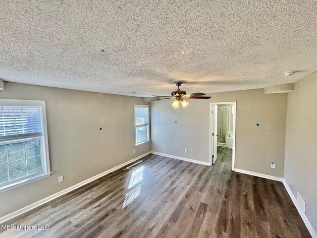 4497 E Star Landing Road, Nesbit, MS 38651