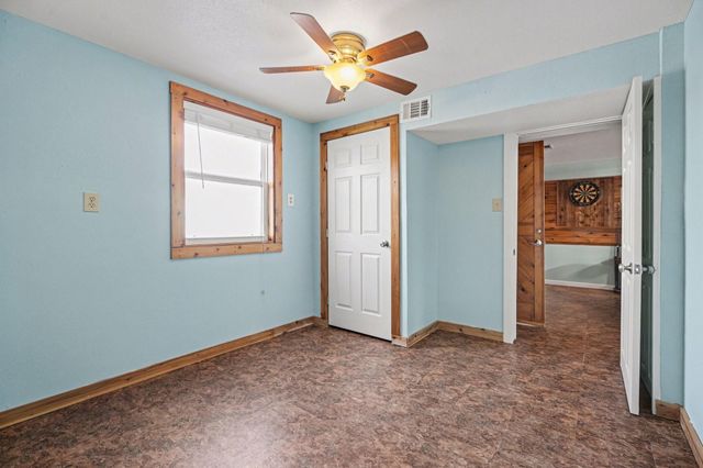 557 Pompano Street, Bayou Vista, TX 77563