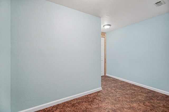 557 Pompano Street, Bayou Vista, TX 77563