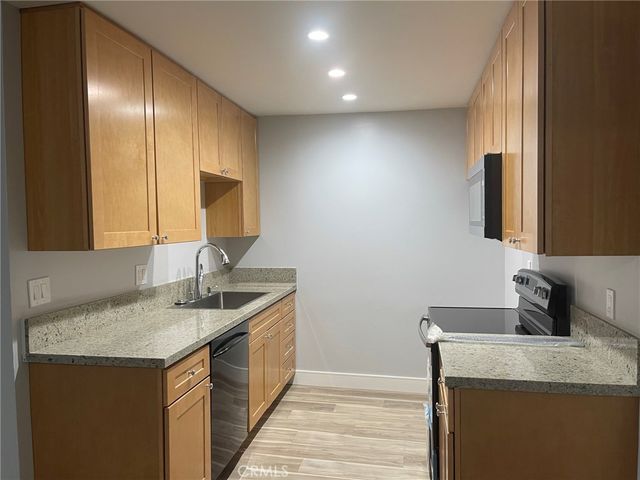 23930 Los Codona Avenue 106, Torrance, CA 90505