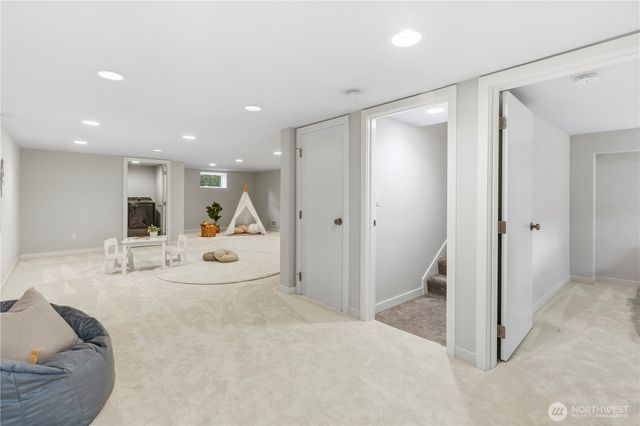 12309 80th Avenue NE, Kirkland, WA 98034