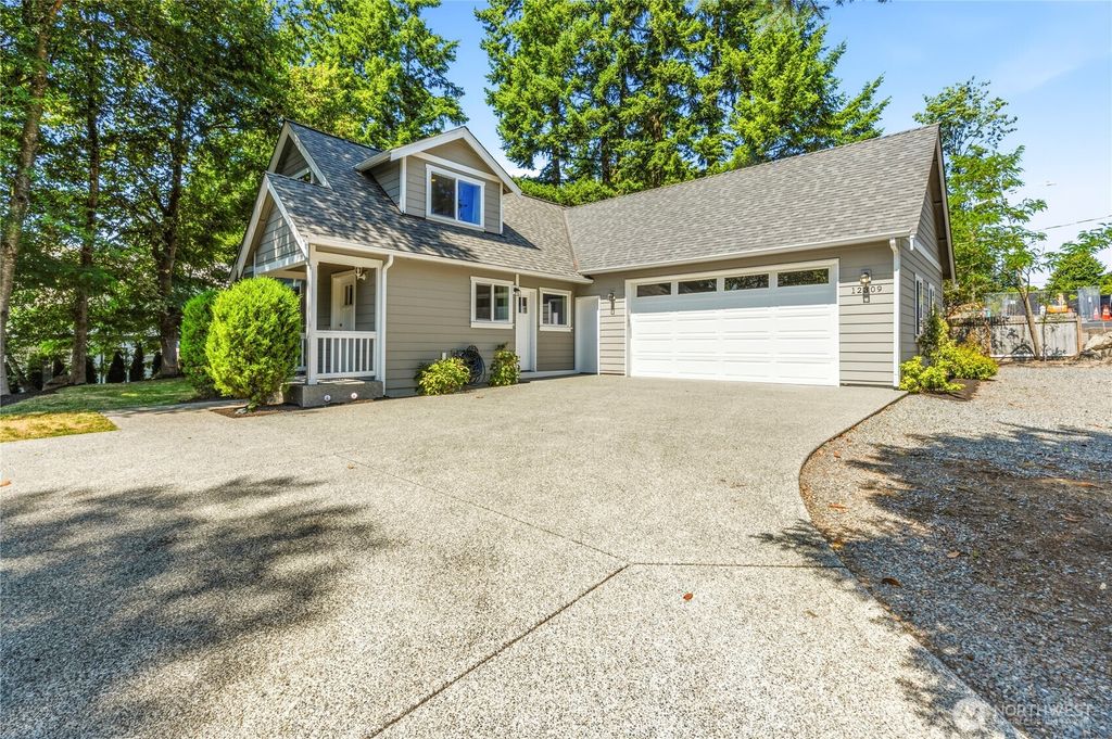 12309 80th Avenue NE, Kirkland, WA 98034