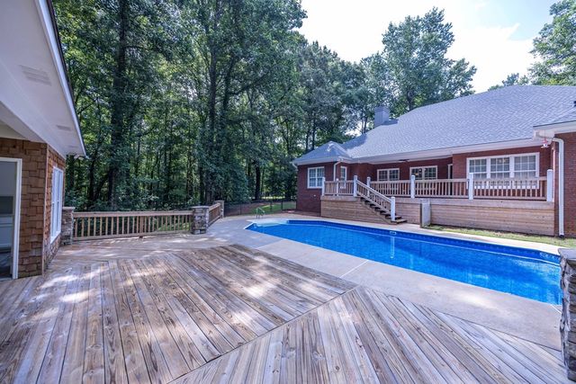 100 Lee Road 2069, Smiths Station, AL 36877