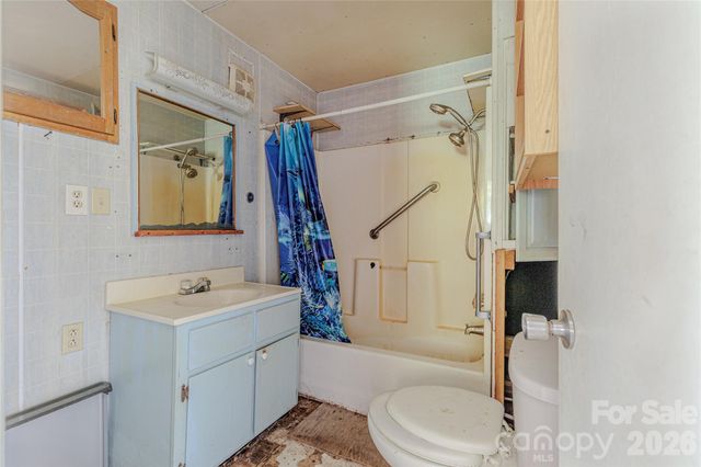 71 Fortner Road, Bryson City, NC 28713