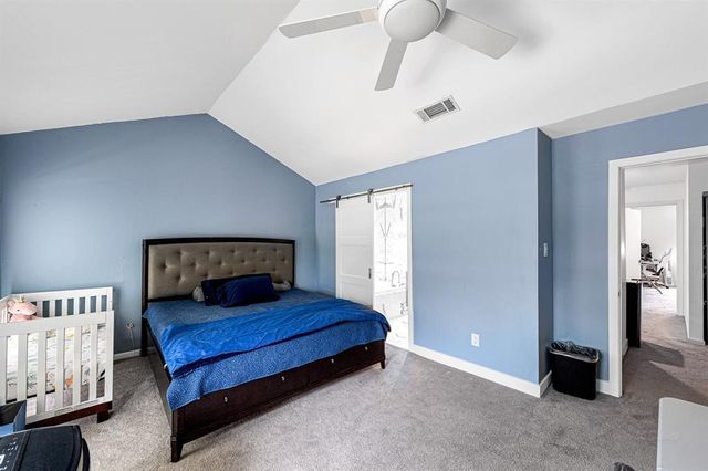 5878 Valley Forge Drive 149, Houston, TX 77057