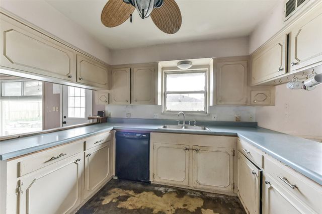 2230 Tannehill Drive, Houston, TX 77008