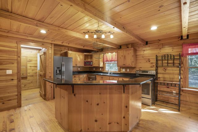 398 W Fisher Road, Summerville, SC 29483