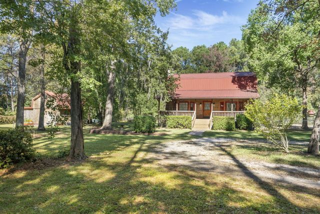 398 W Fisher Road, Summerville, SC 29483