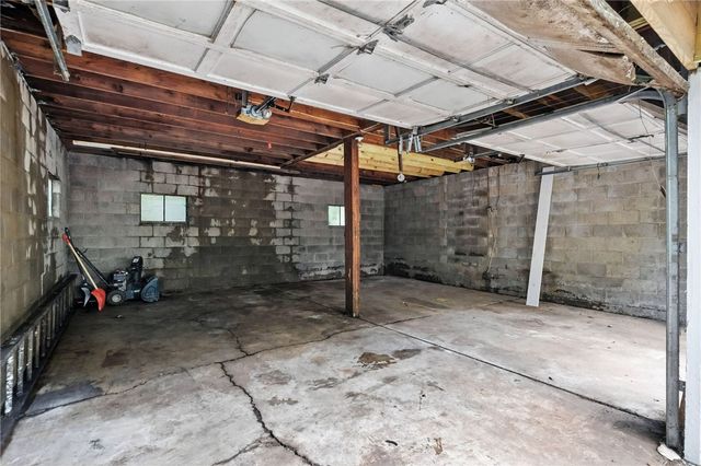 2027 William Penn Hwy, Wilkinsburg, PA 15221