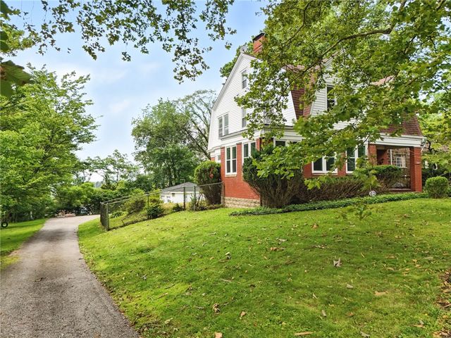 2027 William Penn Hwy, Wilkinsburg, PA 15221