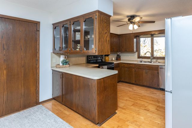 301 Nottingham Court, North Mankato, MN 56003