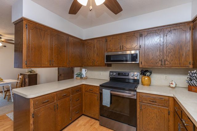 301 Nottingham Court, North Mankato, MN 56003