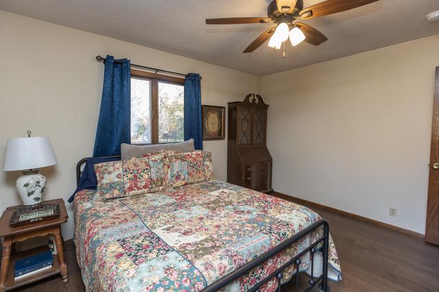 301 Nottingham Court, North Mankato, MN 56003