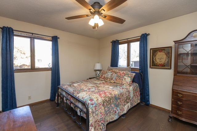 301 Nottingham Court, North Mankato, MN 56003