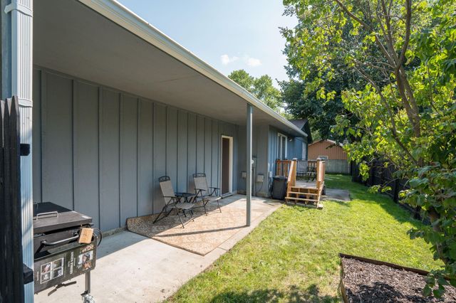 301 Nottingham Court, North Mankato, MN 56003