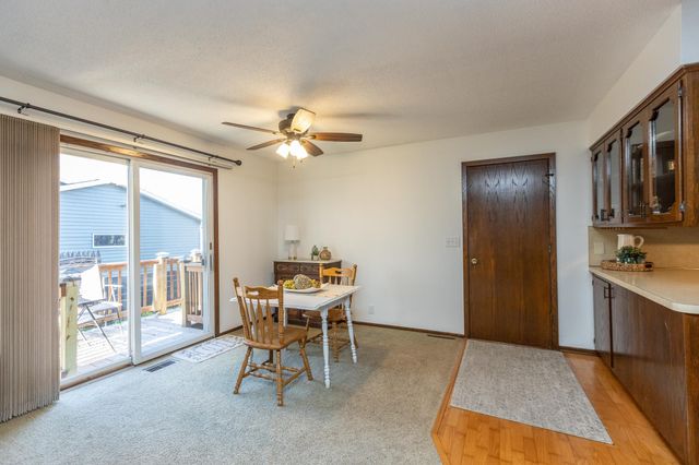 301 Nottingham Court, North Mankato, MN 56003