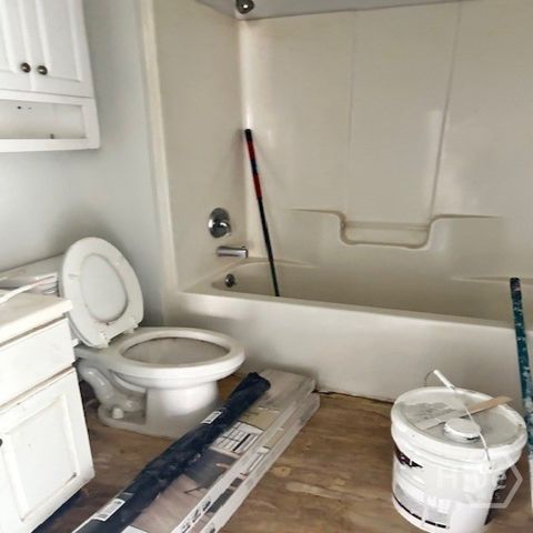 657 W 34th Street, Savannah, GA 31415