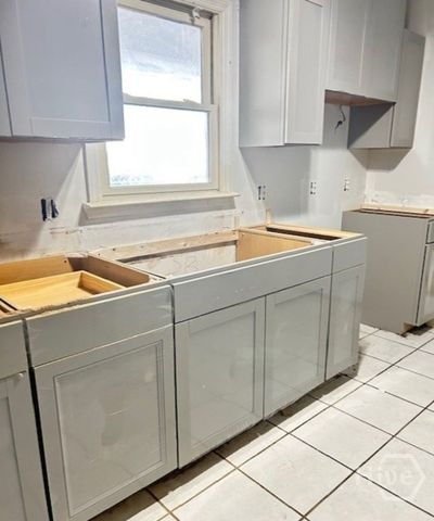 657 W 34th Street, Savannah, GA 31415