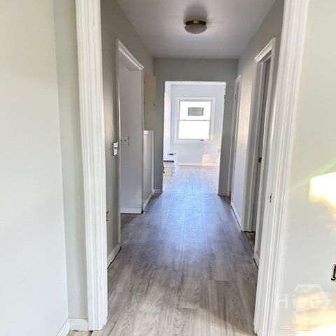 657 W 34th Street, Savannah, GA 31415