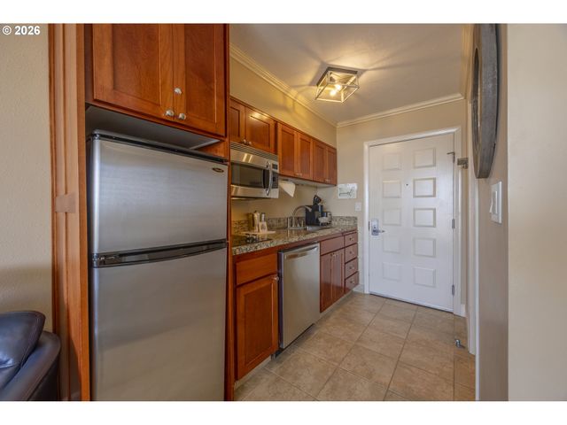 4009 Sw HIGHWAY 101 221, Lincoln City, OR 97367