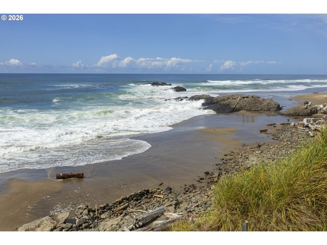 4009 Sw HIGHWAY 101 221, Lincoln City, OR 97367