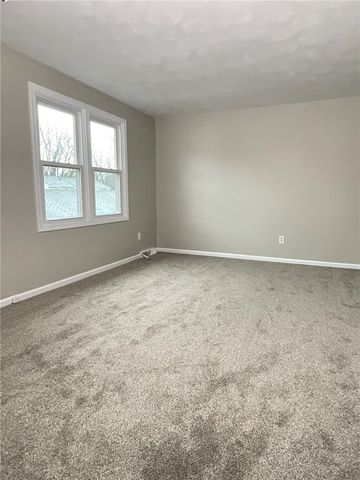 62 Hidden Valley Road, Gates, NY 14624