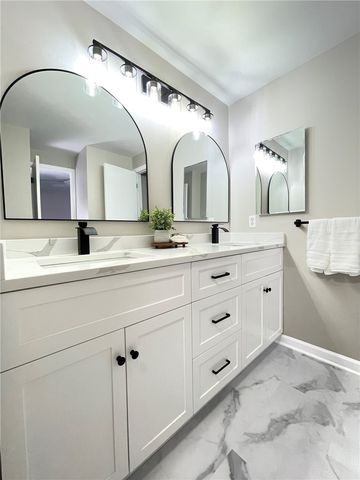 62 Hidden Valley Road, Gates, NY 14624