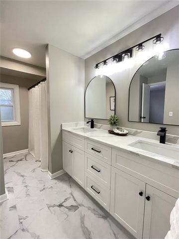 62 Hidden Valley Road, Gates, NY 14624