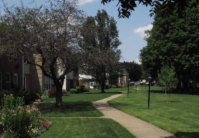 62 Hidden Valley Road, Gates, NY 14624