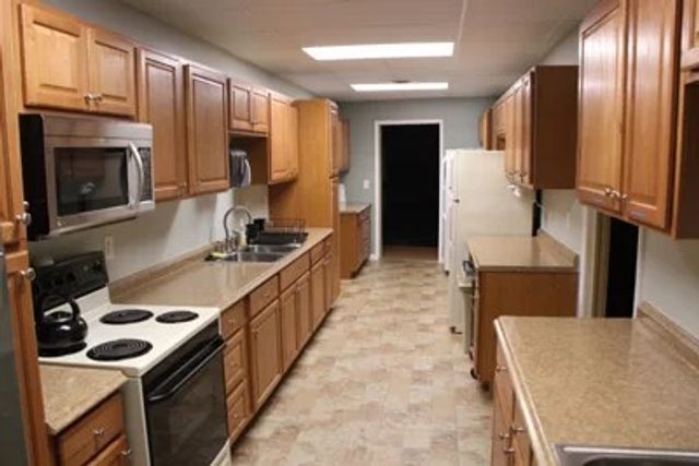 62 Hidden Valley Road, Gates, NY 14624