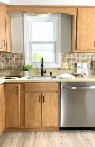 62 Hidden Valley Road, Gates, NY 14624