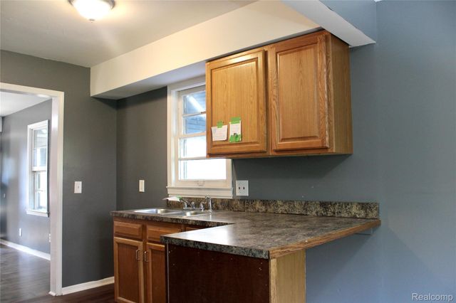 3922 Herrick Street, Flint, MI 48532