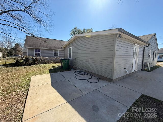 3216 Boyd Street, Charlotte, NC 28208