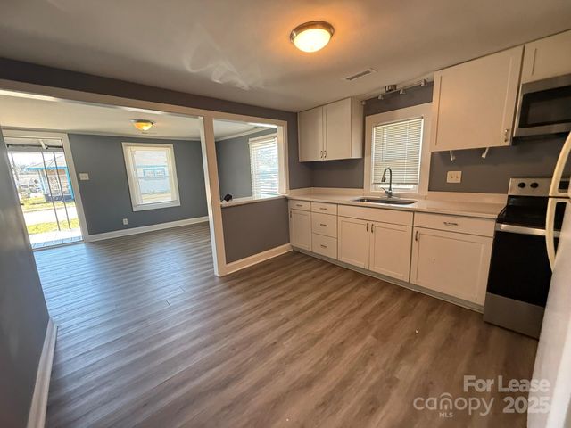 3216 Boyd Street, Charlotte, NC 28208